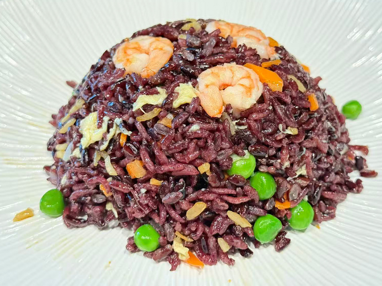 Arroz negro con gambas